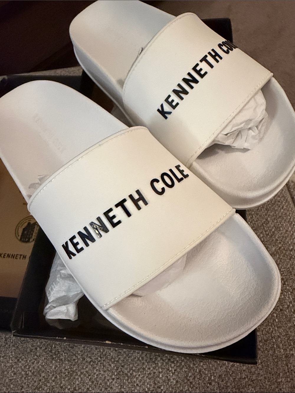 Kenneth Cole White Slides with Black Logo